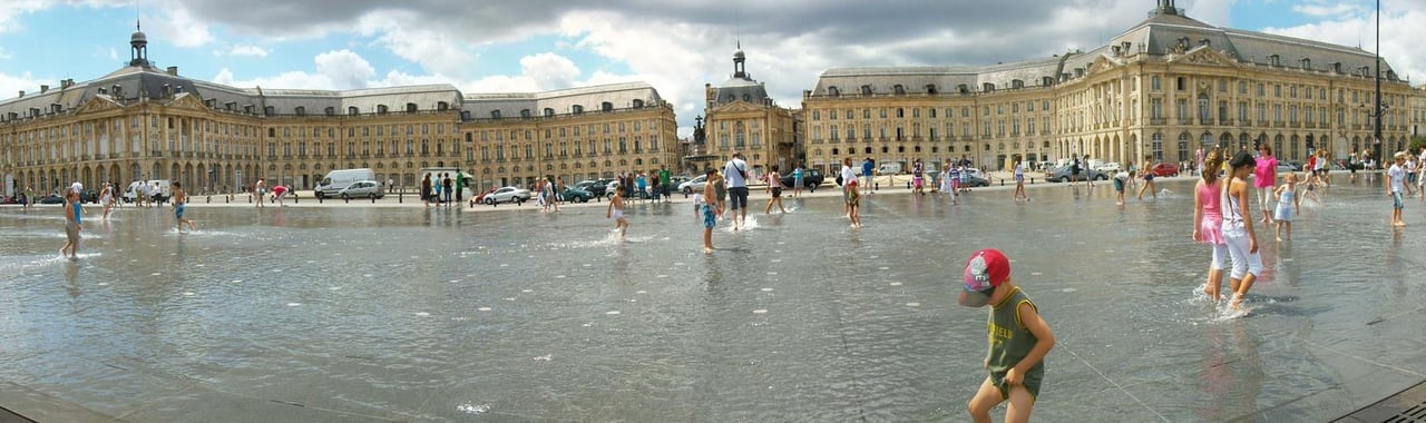 Bordeaux : Place de la Bourse Place de la Bourse