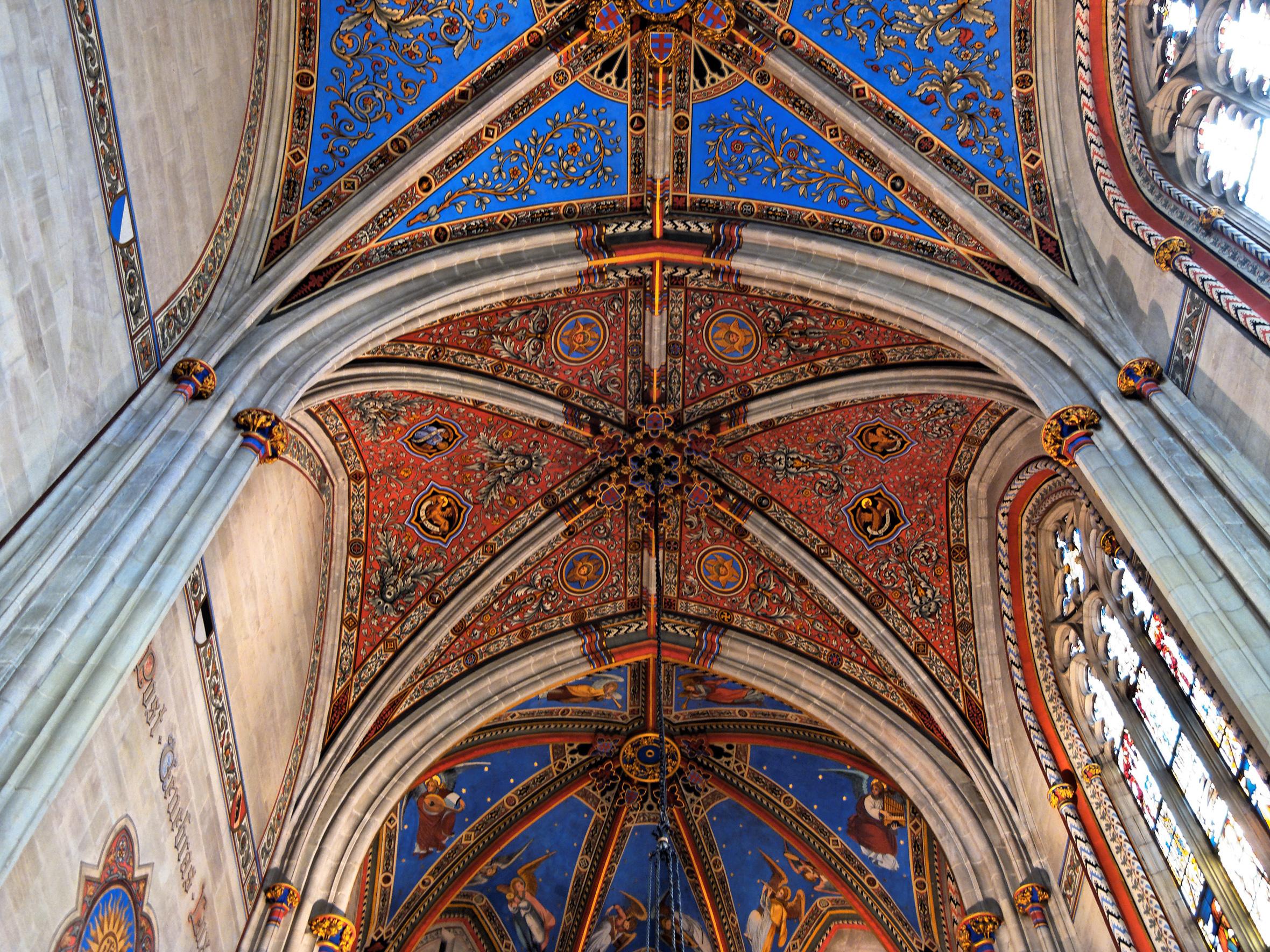 Besuchen Sie die Kathedrale St. Peter in Genf