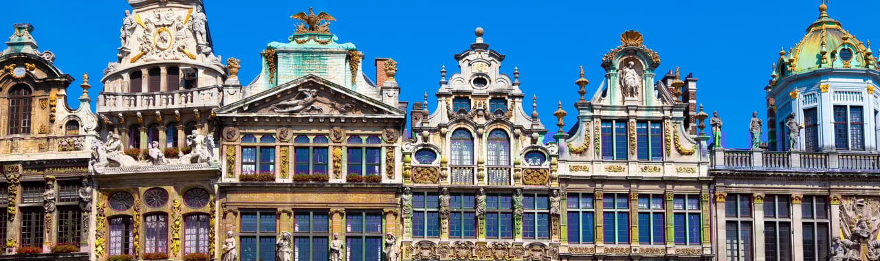 Façades de Bruxelles Un hôtel pas cher à Bruxelles ?