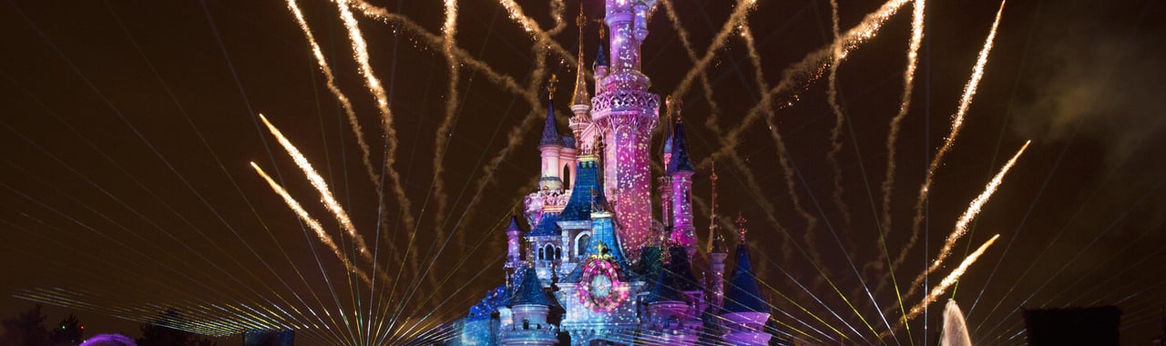 Chateau Disney jour Discover the Magic of Disneyland Paris