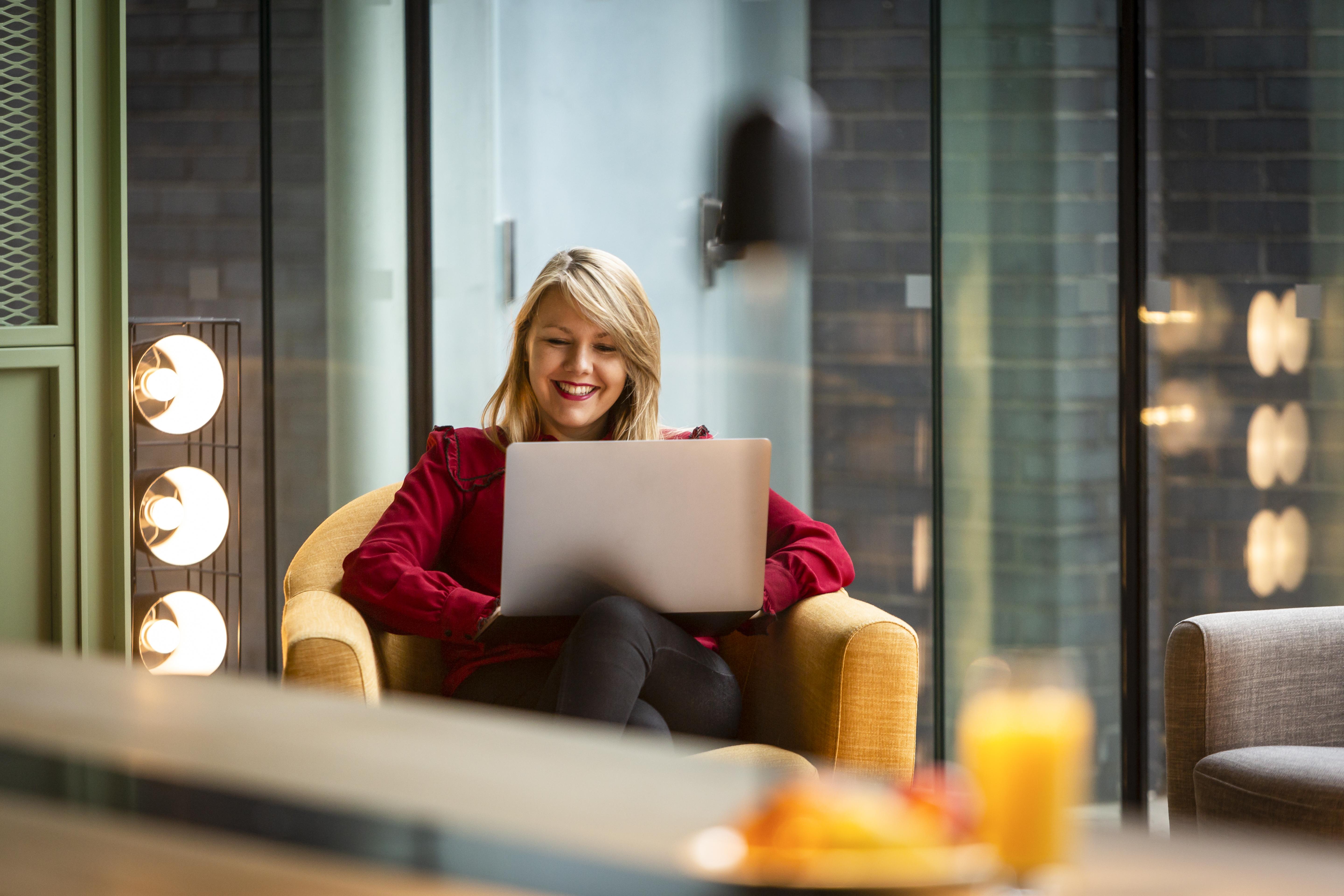 Femme au travail