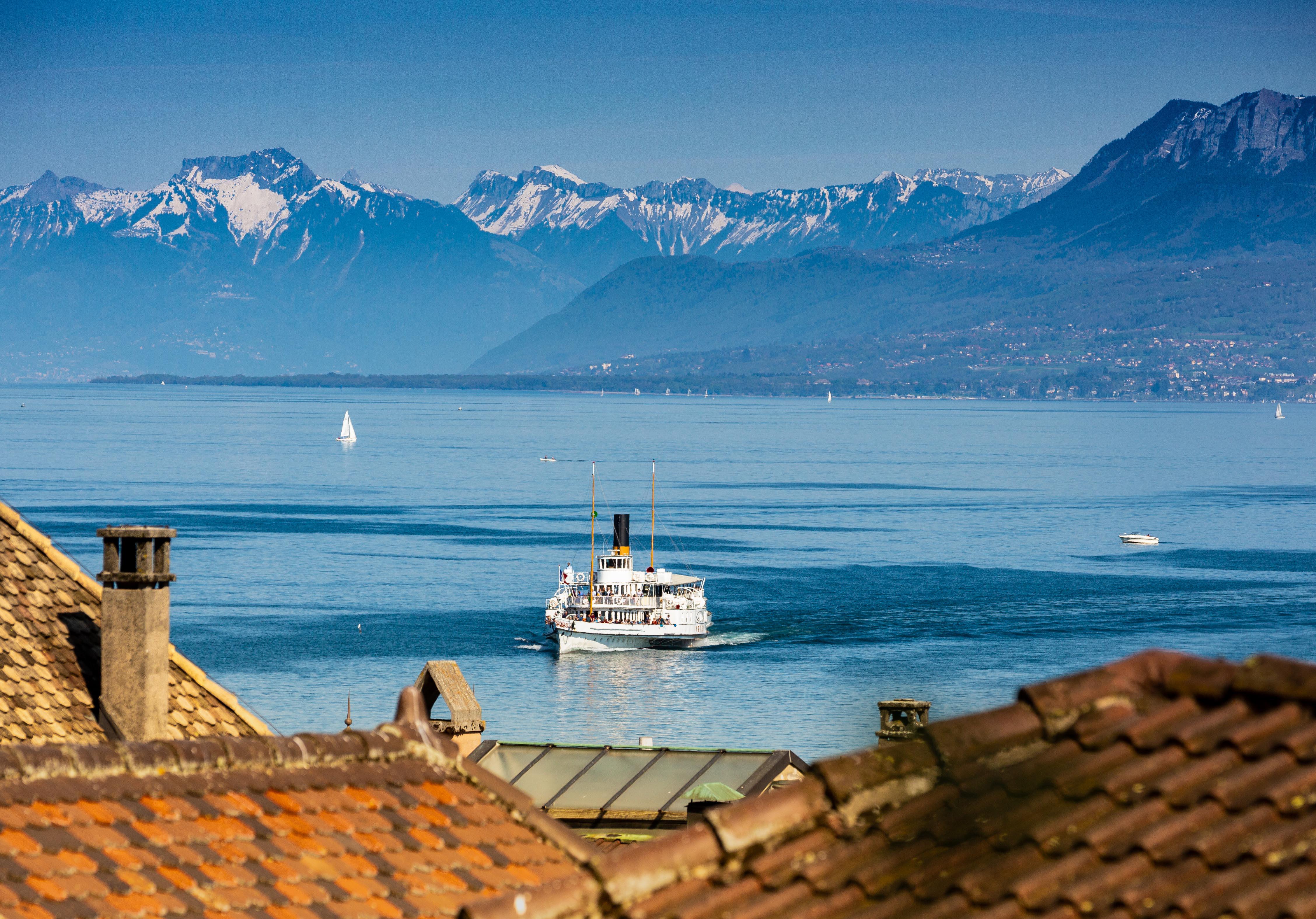 Genießen Sie einen Urlaub in Genf zwischen Seen und Bergen