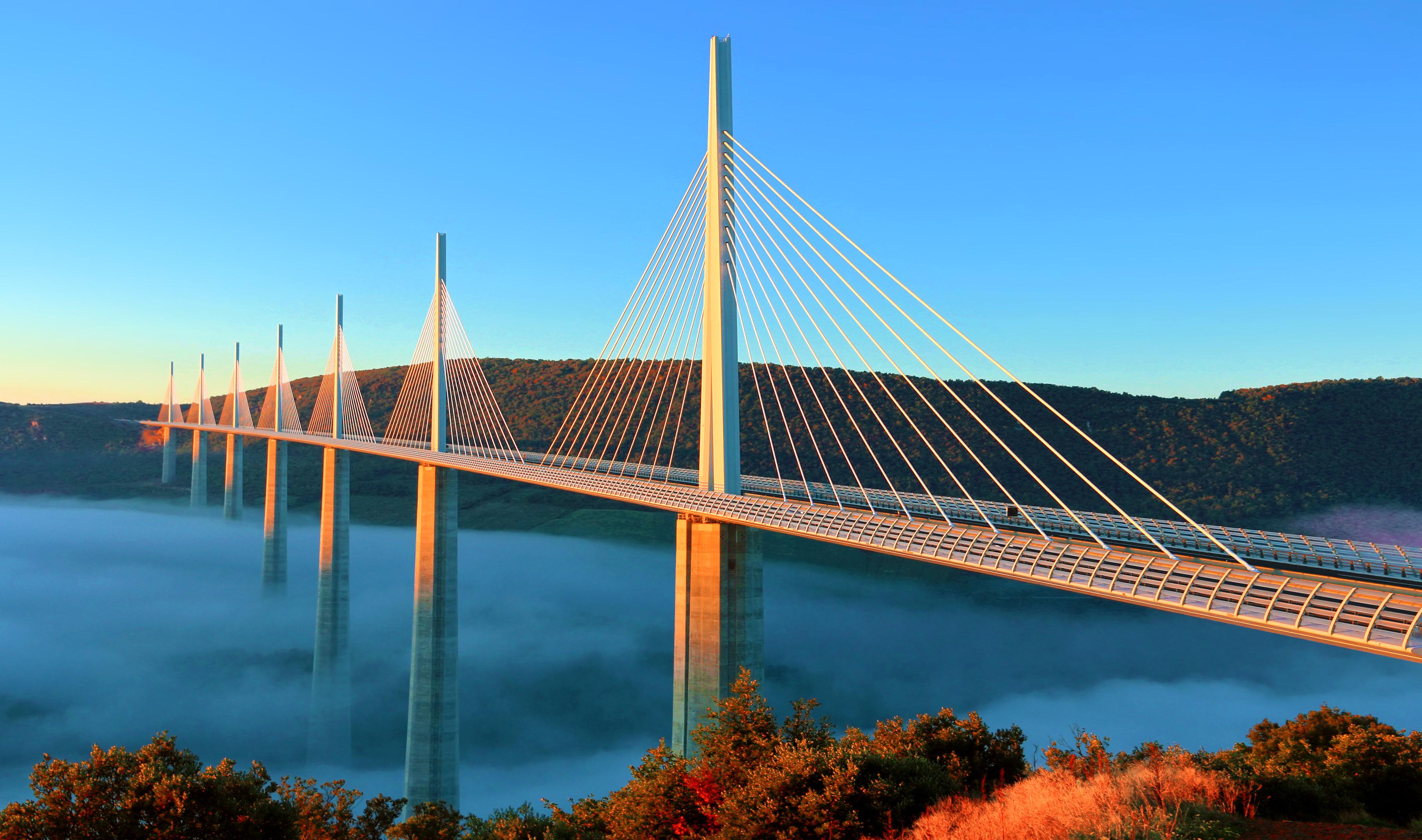 Visiter le viaduc de Millau en louant un appart'hôtel à proximité