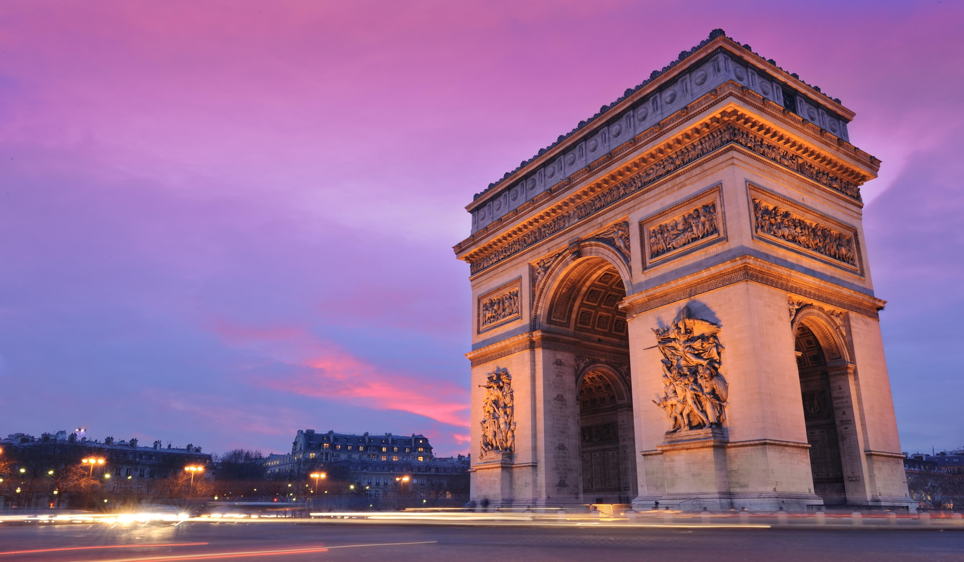 Réserver un hôtel dans le quartier des Champs Elysées